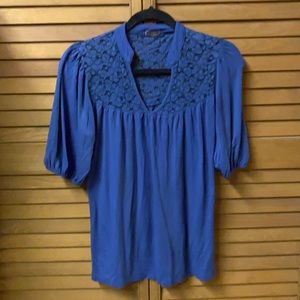 Cdr medium size blue lace top